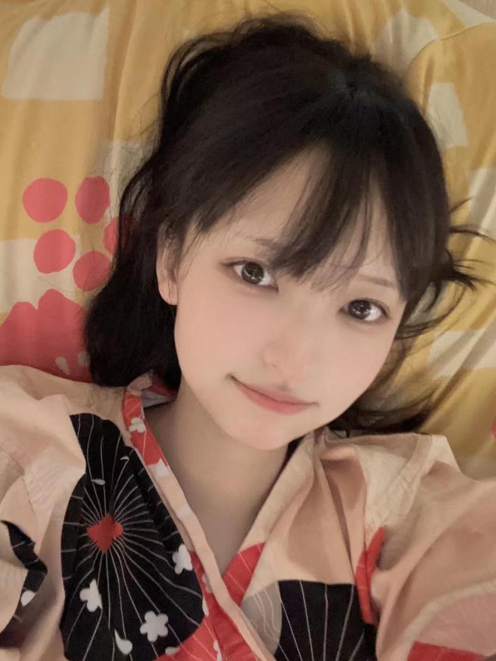 神乐坂真冬ins，绝世照片独家分享。