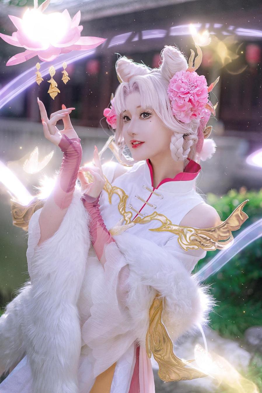 露儿大魔王貂蝉的定制摄影艺术