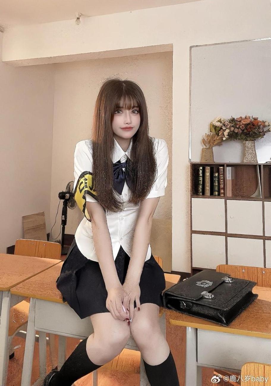 鹿八岁神明的少女的摄影技巧极度炫目，这组图片绝对让人惊叹不已。