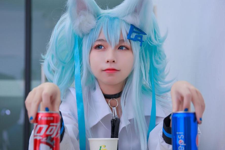 G44不会受伤魔人的唯美大片，让你领略艺术与美的奇妙结合。