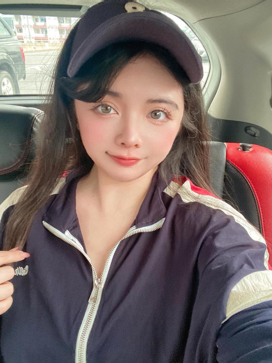 神明巫女ninja阿寨寨的照片精选集：浓缩了她所有的优点