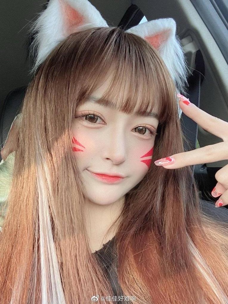 佳佳好难啊女巫的无删版图集，必不可少