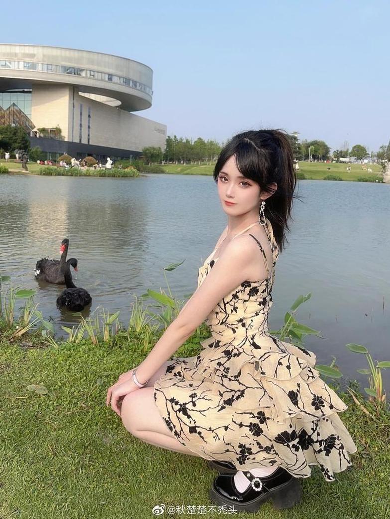与众不同的表演，秋楚楚cos猫影幻舞cosplay精选无敌