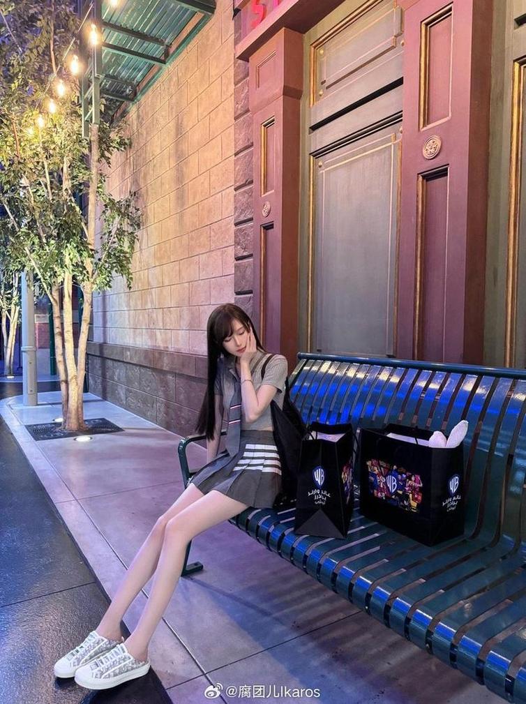 热门首选：腐团儿ikaros的脚“集”成大型cos捧场